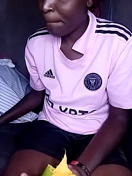 pretty prickle online show from November 2025 05:33:01 AM