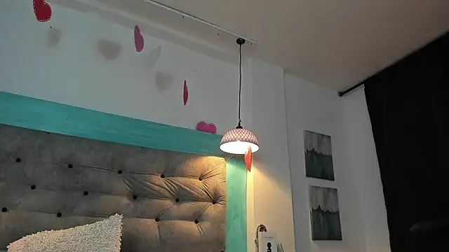 carofox89 online show from February 2025 06:27:02 AM