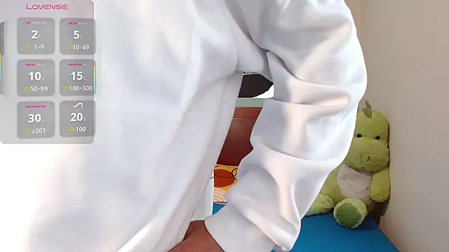 Jeffstyle18 online show from October 2025 02:40:02 PM