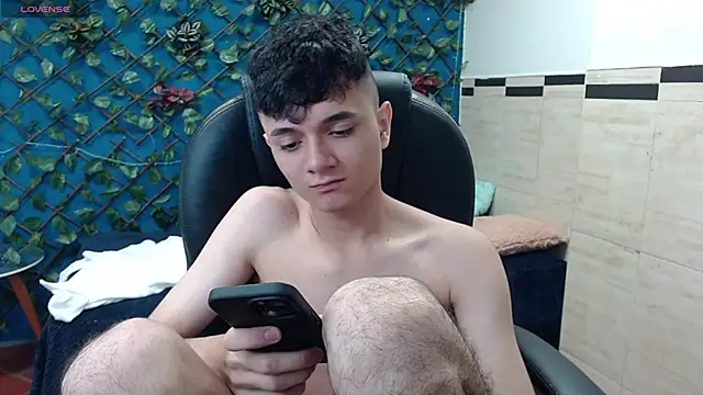 Waturox online show from January 2025 10:11:02 PM