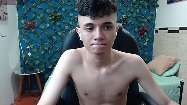 Waturox online show from February 2025 07:31:02 PM