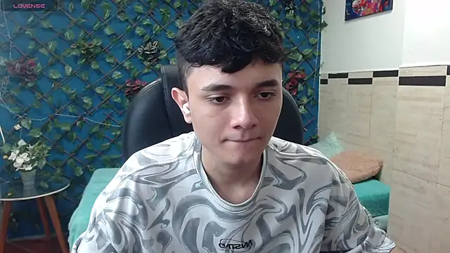 Waturox online show from March 2025 06:56:02 PM