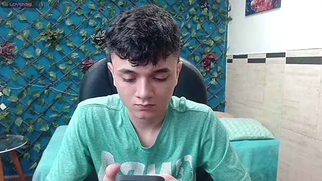 Waturox online show from March 2025 07:16:01 PM