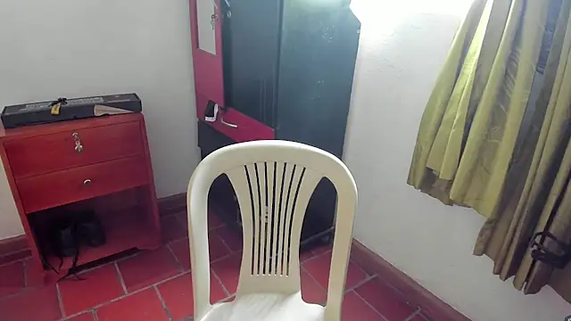 Waturox online show from November 2025 04:18:02 PM