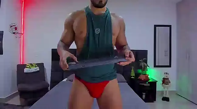 Snapshot of Alexander_Martines chatting on December 2024 10:49:02 PM Alexander Martines online show from December 2024 10:49:02 PM