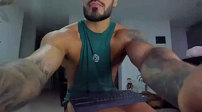 Snapshot of Alexander_Martines chatting on January 2025 01:49:01 AM Alexander Martines online show from January 2025 01:49:01 AM