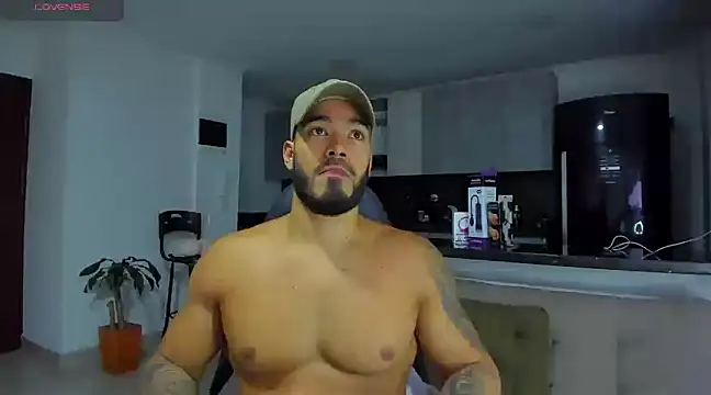 Snapshot of Alexander_Martines chatting on March 2025 03:44:02 AM Alexander Martines online show from March 2025 03:44:02 AM