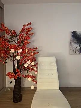 VictoriaHiill online show from February 2026 07:11:01 PM