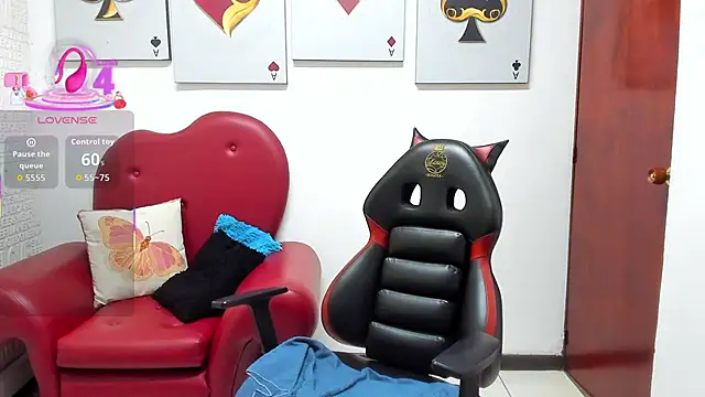 Salomeediaz  online show from November 2025 09:28:01 PM