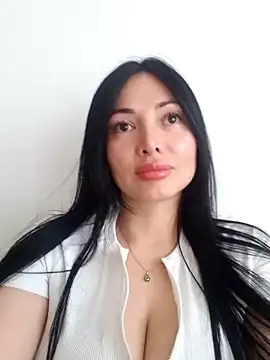 Snapshot of _monicab chatting on January 2025 03:58:01 PM monicab online show from January 2025 03:58:01 PM