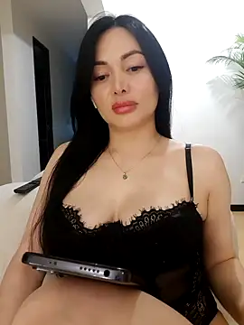 Snapshot of _monicab chatting on February 2025 02:53:01 AM monicab online show from February 2025 02:53:01 AM