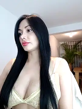 Snapshot of _monicab chatting on September 2025 12:44:02 AM monicab online show from September 2025 12:44:02 AM