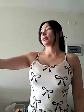 Snapshot of _monicab chatting on July 2026 06:21:02 PM monicab online show from July 2026 06:21:02 PM