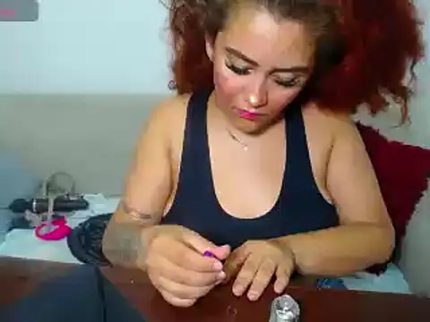 Snapshot of loly_bigbooty4u chatting on January 2025 07:35:02 AM loly bigbooty4u online show from January 2025 07:35:02 AM