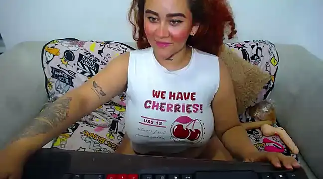 Snapshot of loly_bigbooty4u chatting on February 2025 03:54:01 AM loly bigbooty4u online show from February 2025 03:54:01 AM