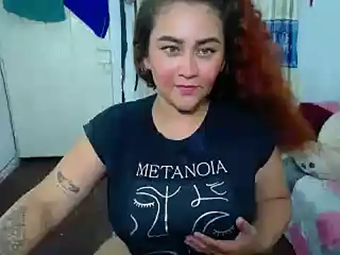 Snapshot of loly_bigbooty4u chatting on March 2025 03:24:01 AM loly bigbooty4u online show from March 2025 03:24:01 AM