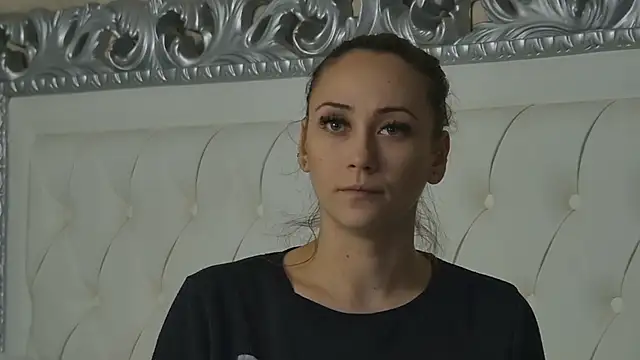 AliceMunro online show from November 2025 04:17:02 PM