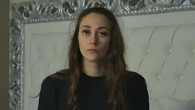 AliceMunro online show from December 2025 06:37:02 PM