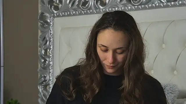 AliceMunro online show from February 2026 06:01:01 PM