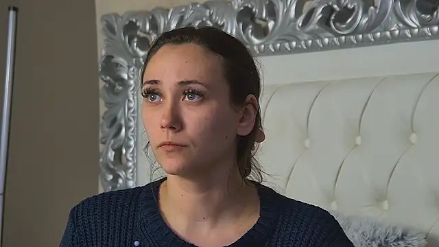 AliceMunro online show from April 2026 08:01:02 PM