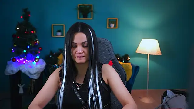 KarolinaRobinson online show from December 2024 03:11:01 PM