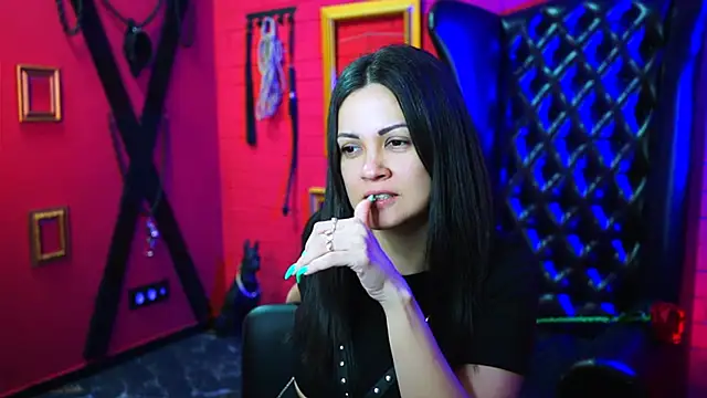 KarolinaRobinson online show from February 2025 03:14:02 PM