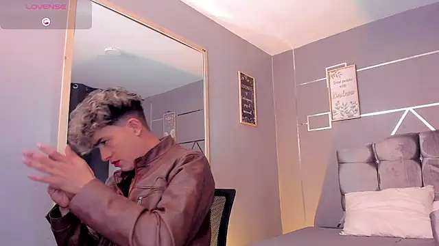 ANDRIUS 24 online show from January 2025 01:22:02 PM