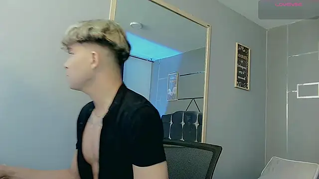 ANDRIUS 24 online show from February 2025 01:41:01 PM