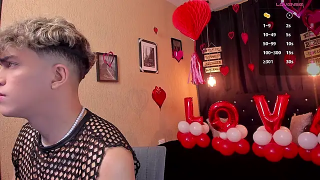 ANDRIUS 24 online show from February 2025 01:38:02 PM