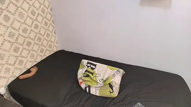 Snapshot of Chantal_taylor_ chatting on February 2025 06:21:01 PM Chantal taylor online show from February 2025 06:21:01 PM