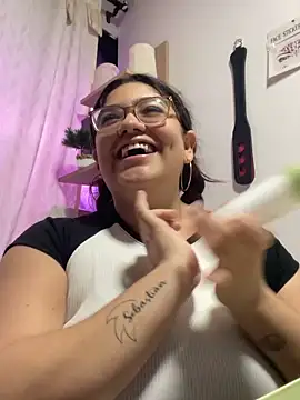 KathyGonzalez online show from September 2025 07:28:01 PM