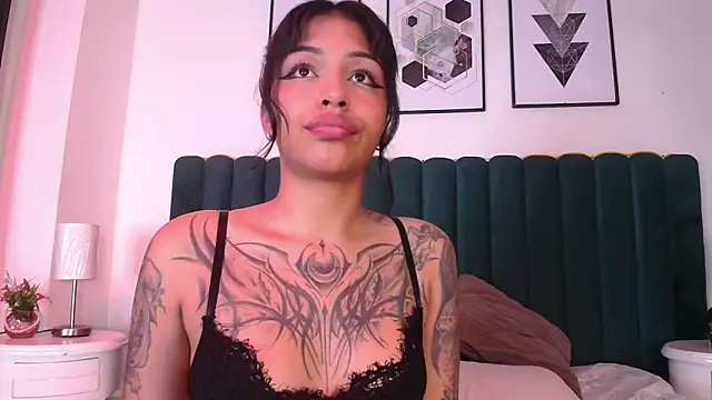 Snapshot of JuliaRose_ks chatting on January 2025 03:17:02 PM JuliaRose ks online show from January 2025 03:17:02 PM