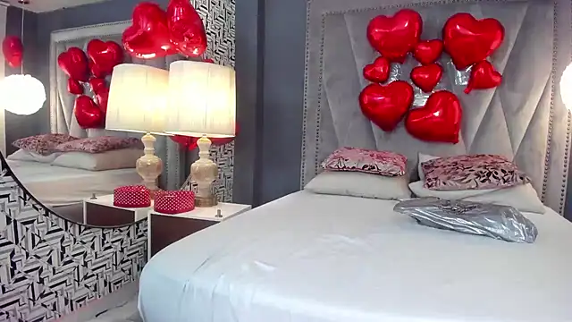 Hotsamantamature online show from February 2025 07:42:01 PM