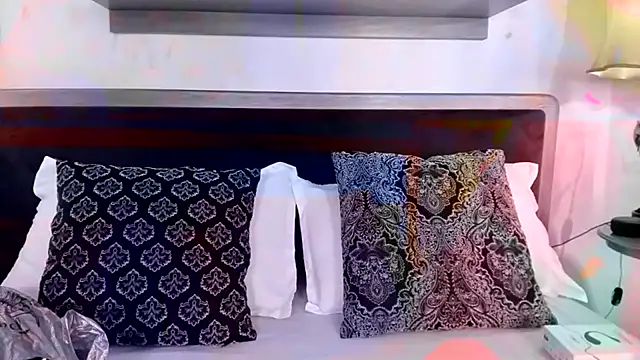 Hotsamantamature online show from March 2025 07:38:01 PM