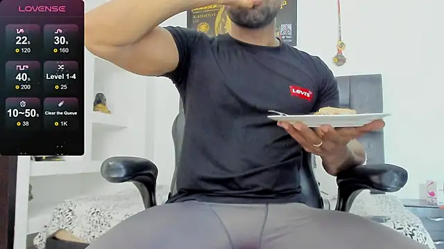 MattRodriguez9 online show from March 2025 05:24:02 PM