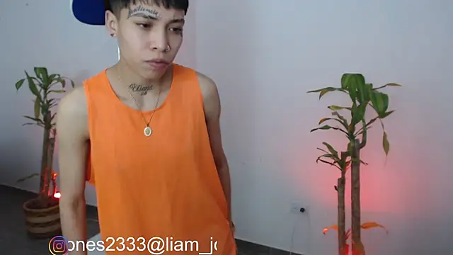 Snapshot of Jonesliam23 chatting on December 2024 07:21:02 PM Jonesliam23 online show from December 2024 07:21:02 PM