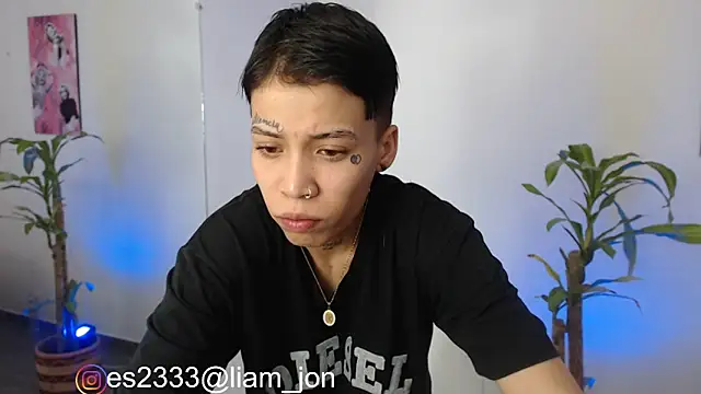 Snapshot of Jonesliam23 chatting on January 2025 07:29:01 PM Jonesliam23 online show from January 2025 07:29:01 PM