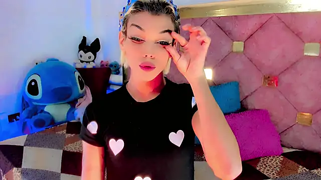 the-horus-girl online show from December 2024 11:25:01 PM