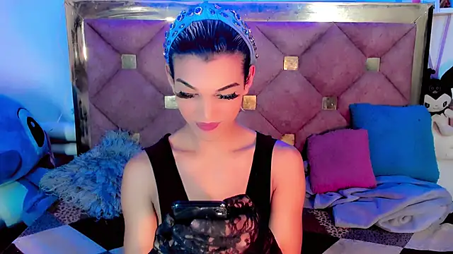 the-horus-girl online show from December 2024 06:49:01 PM