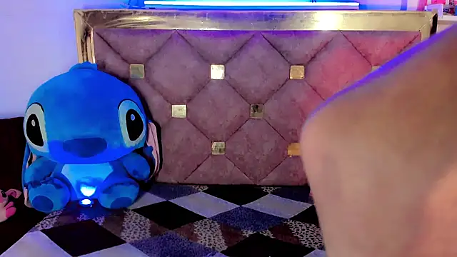 the-horus-girl online show from December 2024 07:36:01 PM