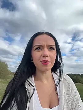 Vanesskaa online show from October 2025 02:25:02 PM