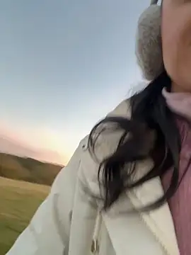 Vanesskaa online show from November 2025 04:42:01 PM