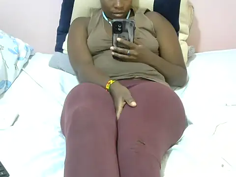 Snapshot of winnie254 chatting on September 2025 04:52:02 PM winnie254 online show from September 2025 04:52:02 PM