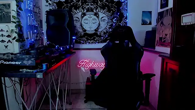 Snapshot of Demongirl6666 chatting on January 2025 08:25:01 AM Demongirl6666 online show from January 2025 08:25:01 AM