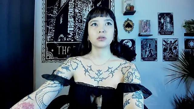 Snapshot of Demongirl6666 chatting on October 2025 06:08:01 PM Demongirl6666 online show from October 2025 06:08:01 PM