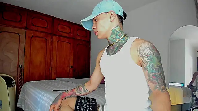 Jordyrodriiguez online show from December 2024 08:10:02 PM