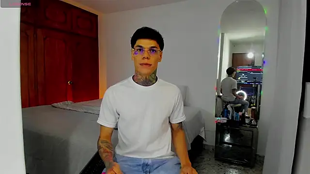 Jordyrodriiguez online show from January 2025 06:25:02 AM