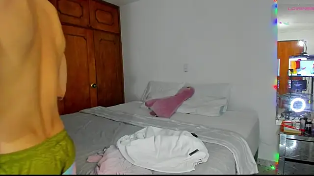 Jordyrodriiguez online show from February 2025 03:23:01 AM