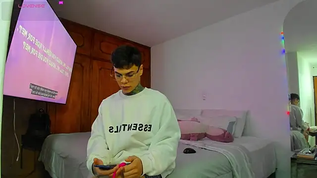 Jordyrodriiguez online show from February 2025 08:31:01 PM