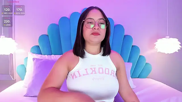 HannaKarson online show from February 2025 11:38:02 AM